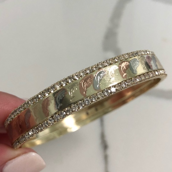 Jewelry - 18k Gold Filled Tricolor Dolphin 🐬 Bangle